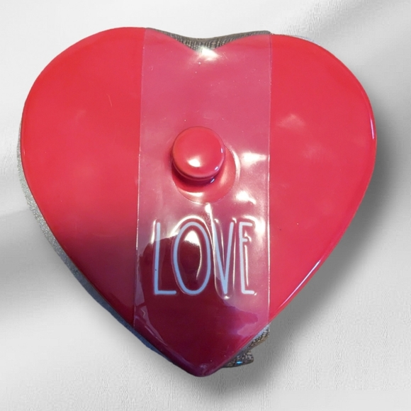 NEW Rae Dunn covered heart shaped LOVE trinket/jewelry box or candy dish - Picture 2 of 6